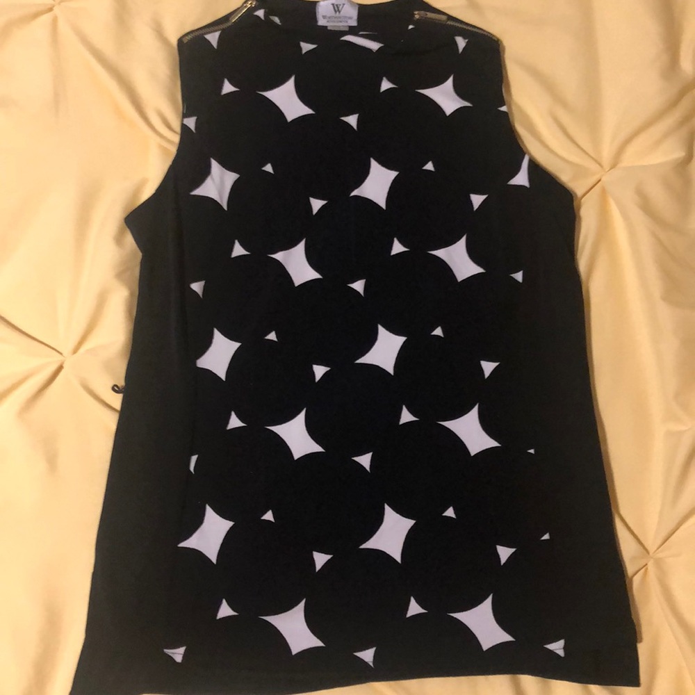 Women’s Dressy Sleeveless Top